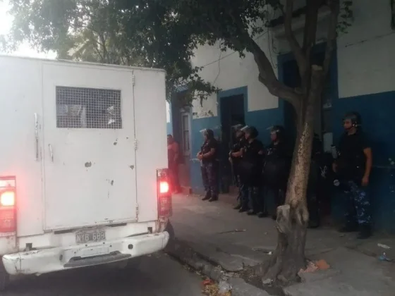 Gran operativo policial desarticula aguantadero en el microcentro