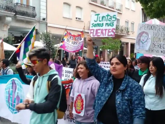 En Salta se realizó la marcha del 8M