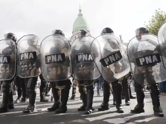 El Gobierno se prepara para otra marcha caliente y refuerza el operativo en los alrededores del Congreso