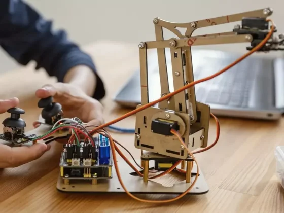 Habrá un Taller de Robótica dictado por la UNSa en la Escuela de Emprendedores
