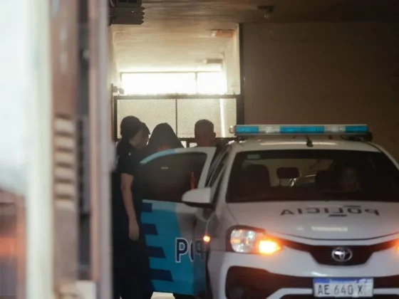 El custodio de Maradona acusado de falso testimonio pasó la noche en una comisaría y será indagado este jueves