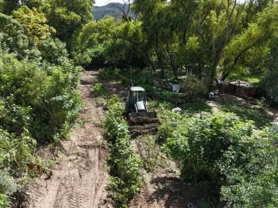 Se inició la apertura de canal pluvial del barrio Norte Grande