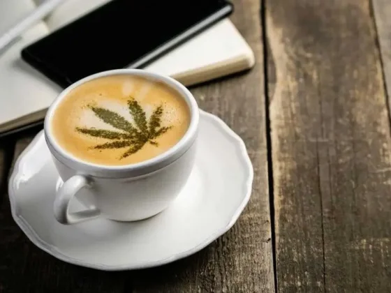 Un estudiante le convidó café con marihuana a sus compañeros