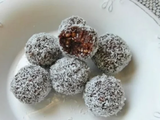 Trufas de chocolate y coco con solo 3 ingredientes: sin azúcar y en 5 minutos
