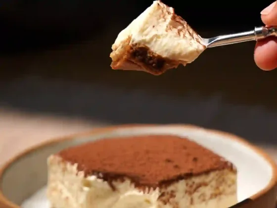Tiramisú exprés con 4 ingredientes y listo en 10 minutos