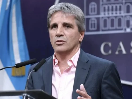 Luis Caputo habló sobre la negociación con el FMI y la tensión cambiaria: “No hay posibilidad de cimbronazo con el dólar”