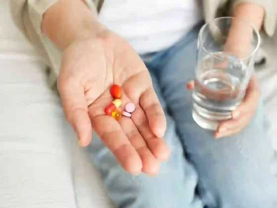 Proponen crear una semana de concientización sobre los riesgos de la automedicación