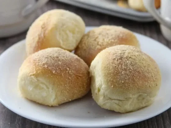 Cómo preparar pan de leche: una receta sin harina y que lleva tan sólo 3 ingredientes