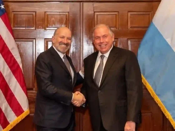 El Gobierno intenta avanzar en un acuerdo con EEUU para esquivar los aranceles de Trump
