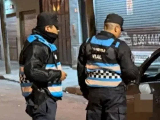 Persecución en Salta: un conductor evadió un control, atropelló a un policía y terminó chocando