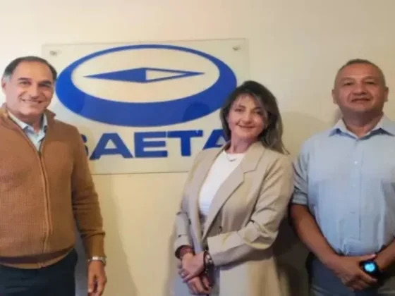 Inician gestiones para la entrega de una unidad de transporte fuera de la flota de servicio