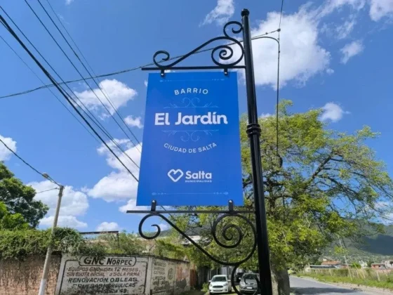 Se coloca nueva cartelería con el nombre de los barrios