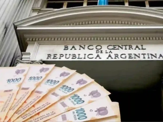 ¿Peligra el plazo fijo? La advertencia sobre la tasa de interés de Milei