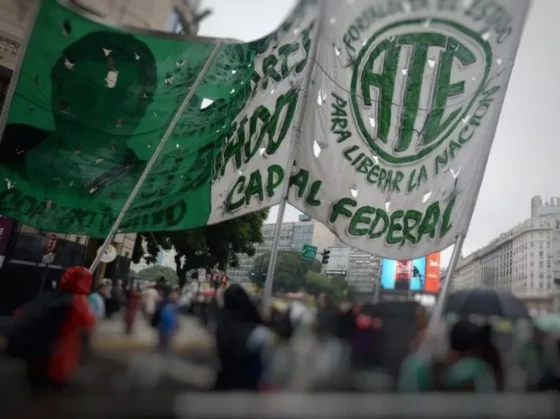 El aumento salarial del 3,9% para los estatales genera rechazo en un sindicato