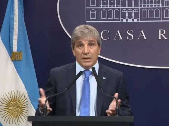 El gobierno anunció el nuevo plan económico: levantaron el cepo cambiario y el dólar flotará entre $1.000 y $1.400
