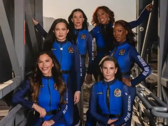 Jeff Bezos le regaló una despedida de soltera "espacial" a su prometida, Lauren Sánchez