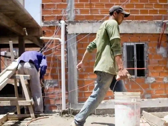 El empleo en negro es del 42%, pero sube al 62% entre cuentapropistas