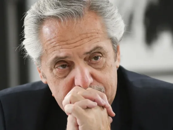 Alberto Fernández: "Le hacen a Kicillof lo que me hacían a mí"