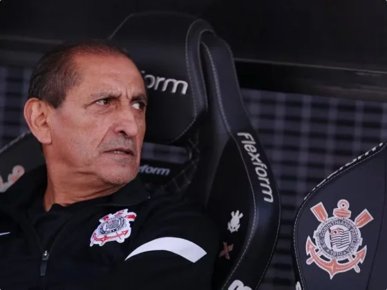 Ramón Díaz dejó de ser el entrenador del Corinthians