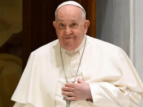 El Vaticano confirmó de que murió el papa Francisco