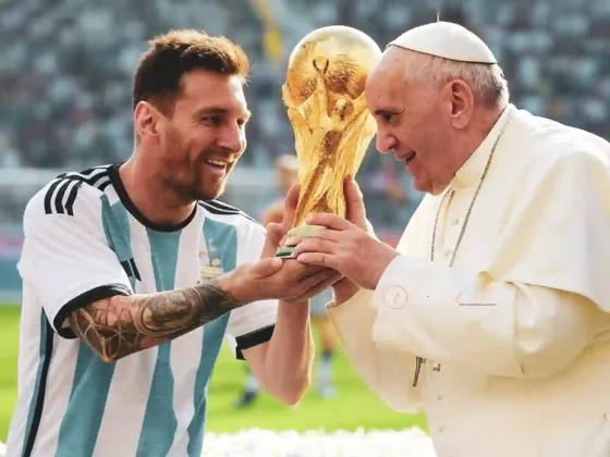 Con palabras sencillas, Messi despidió al Papa Francisco