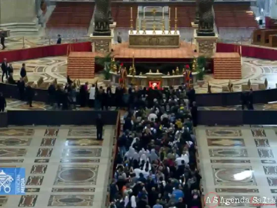El cuerpo del Papa permanecerá en la basílica de San Pedro durante tres días antes del funeral