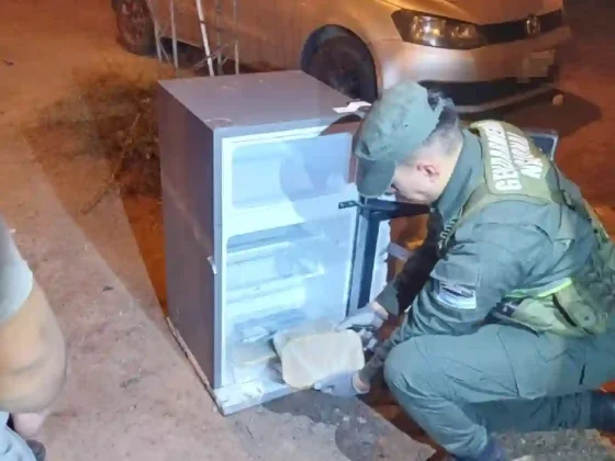 Mudanza con sorpresa: descubrieron kilos de cocaína escondidos en heladeras
