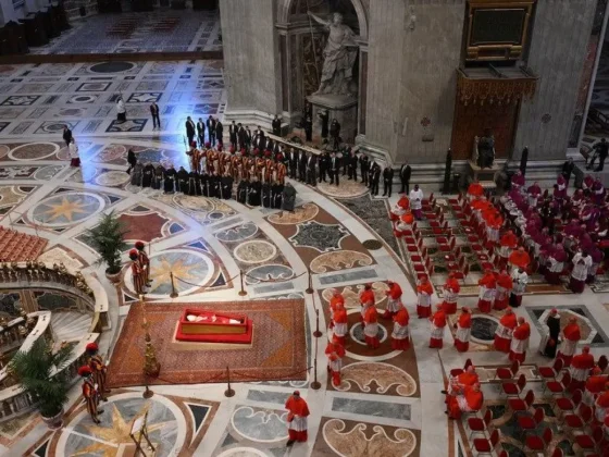 Milei llegó a Roma para rendir homenaje al papa Francisco