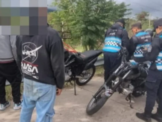 Dos jóvenes motociclistas fueron infraccionados por realizar picadas en zona oeste de Capital