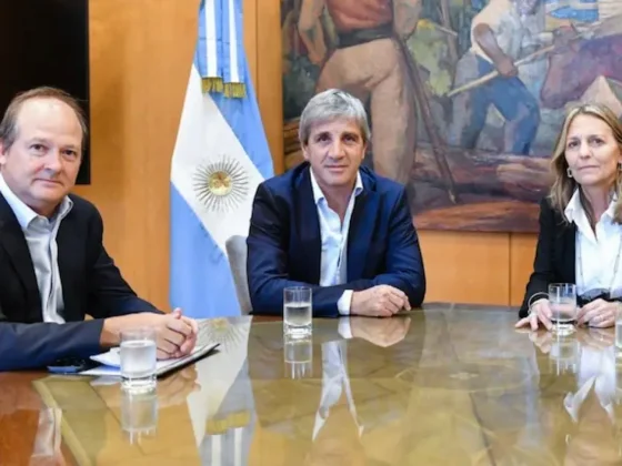 El Gobierno aumentará en mayo las tarifas de luz y gas entre 2,5% y 3%