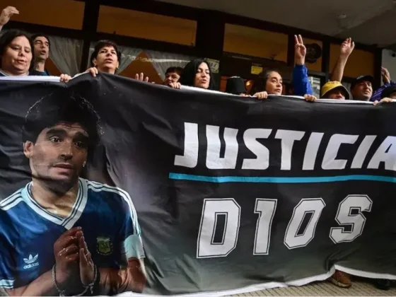 ¡Pobre Diego! Un médico declaró algo horrible en el juicio por la muerte de Maradona
