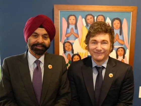 El presidente del Banco Mundial, Ajay Banga y Javier Milei