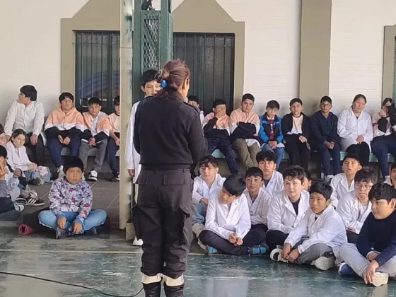 Se dictó una capacitación sobre primeros auxilios en la escuela Joaquín Castellanos