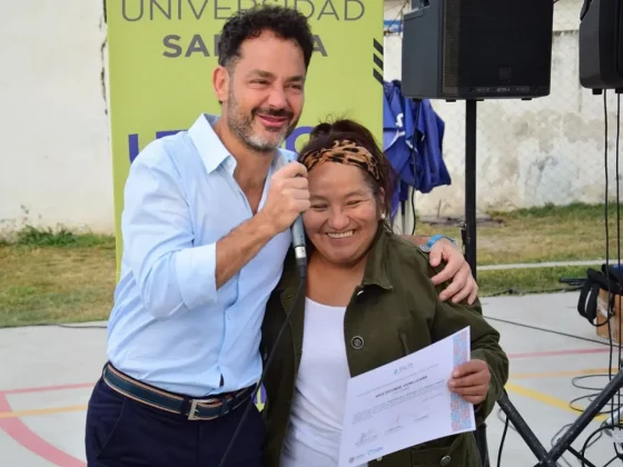 Más de 480 vecinos recibieron su certificado de cursos dictados por la UPATECo en los CICs