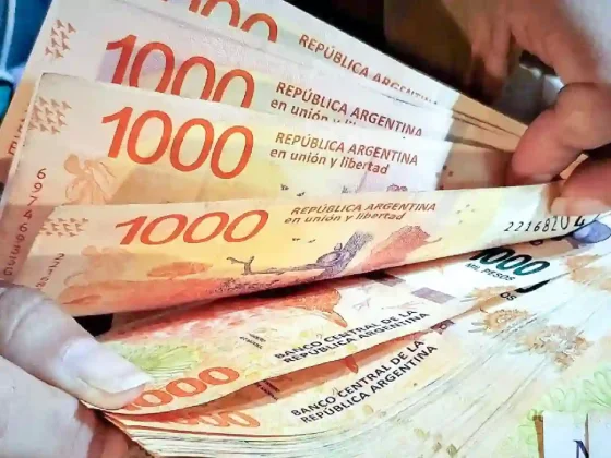 El Gobierno oficializó el aumento del Salario Mínimo Vital y Móvil