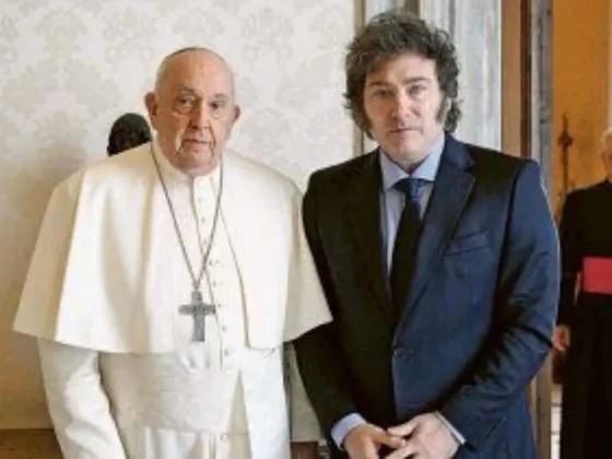 Javier Milei aseguró que el papa Francisco era "mileísta" y que en el Vaticano "le dio a la motosierra a lo loco"