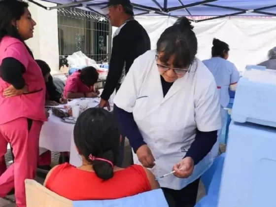 Avanza la campaña antigripal con más del 50 por ciento de la población objetivo vacunada