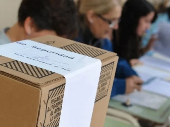Cerraron las mesas de votación y se espera que los resultados comiencen a llegar en minutos