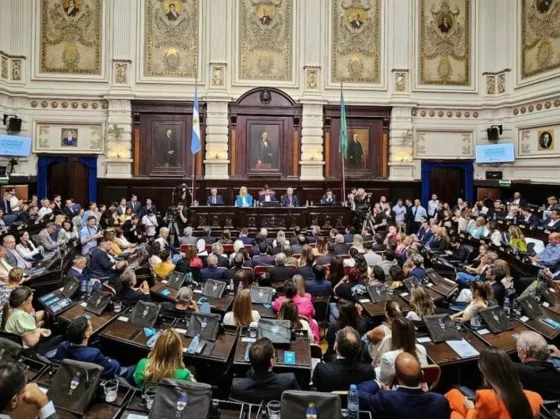 Aprueban en la Legislatura bonaerense las modificaciones al calendario electoral