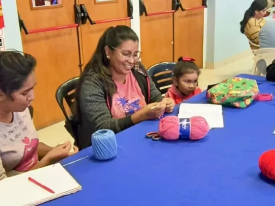 En el CIC de Gauchito Gil dieron una clase intensiva de amigurumis