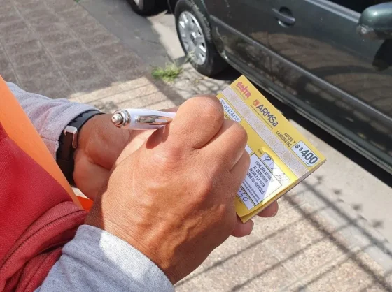 Las boletas del estacionamiento medido ahora contarán con código QR informativo