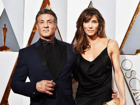 La esposa de Sylvester Stallone le pidió el divorcio después de 25 años de matrimonio y lo acusó de ocultar bienes