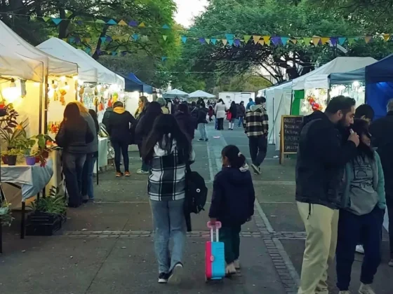 Se invita a los vecinos y turistas a recorrer los paseos artesanales este fin de semana