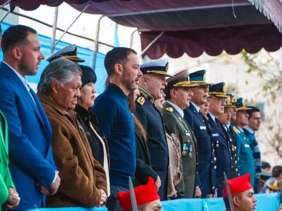 La municipalidad de Salta conmemoró un nuevo aniversario de la Revolución de Mayo