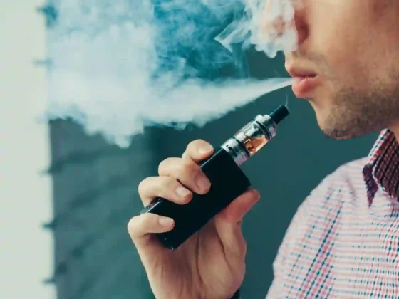 Proyecto en Salta apunta a eliminar la venta y consumo de cigarrillos electrónicos