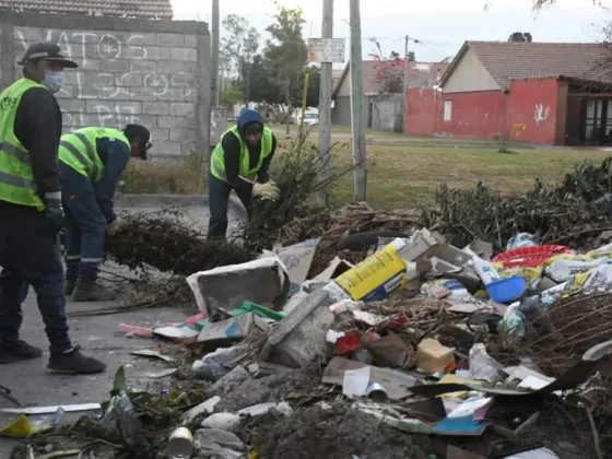 La Municipalidad de Salta intervino en un microbasural en barrio Santa Ana 1