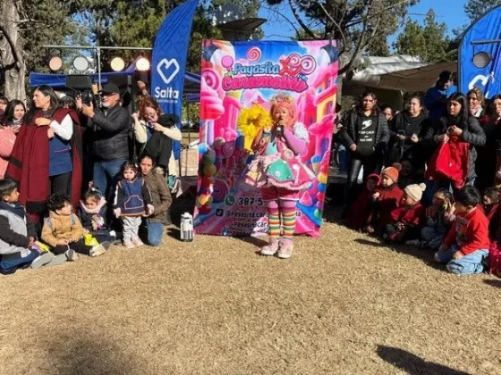 Se celebró el Día de los Jardines de Infantes en la plaza Fuerza Aérea