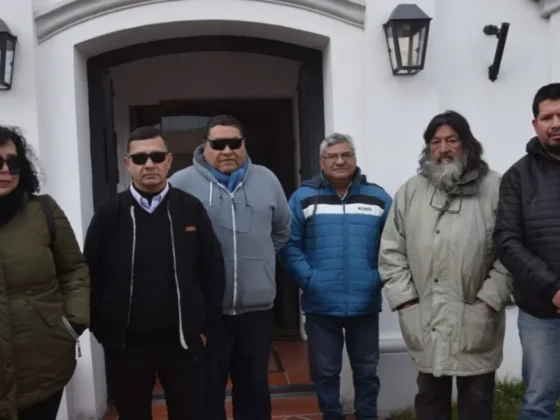 Taxistas protestaron en Enargar por la falta de GNC y advierten que trabajan a pérdida