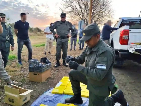 Megaoperativo antidrogas: cayó un camión narco que salió de Salta con más de 170 kg de cocaína