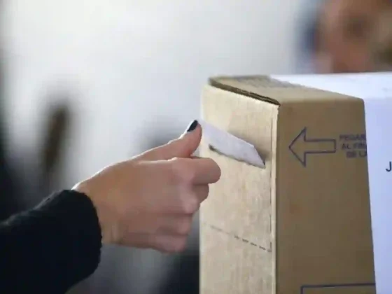 Elecciones en Salta 2025: Sáenz, Urtubey y Olmedo en una contienda de tercios